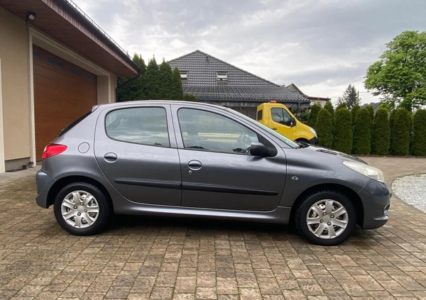 Peugeot 206 plus cena 9000 przebieg: 156000, rok produkcji 2010 z Nowy Targ małe 191